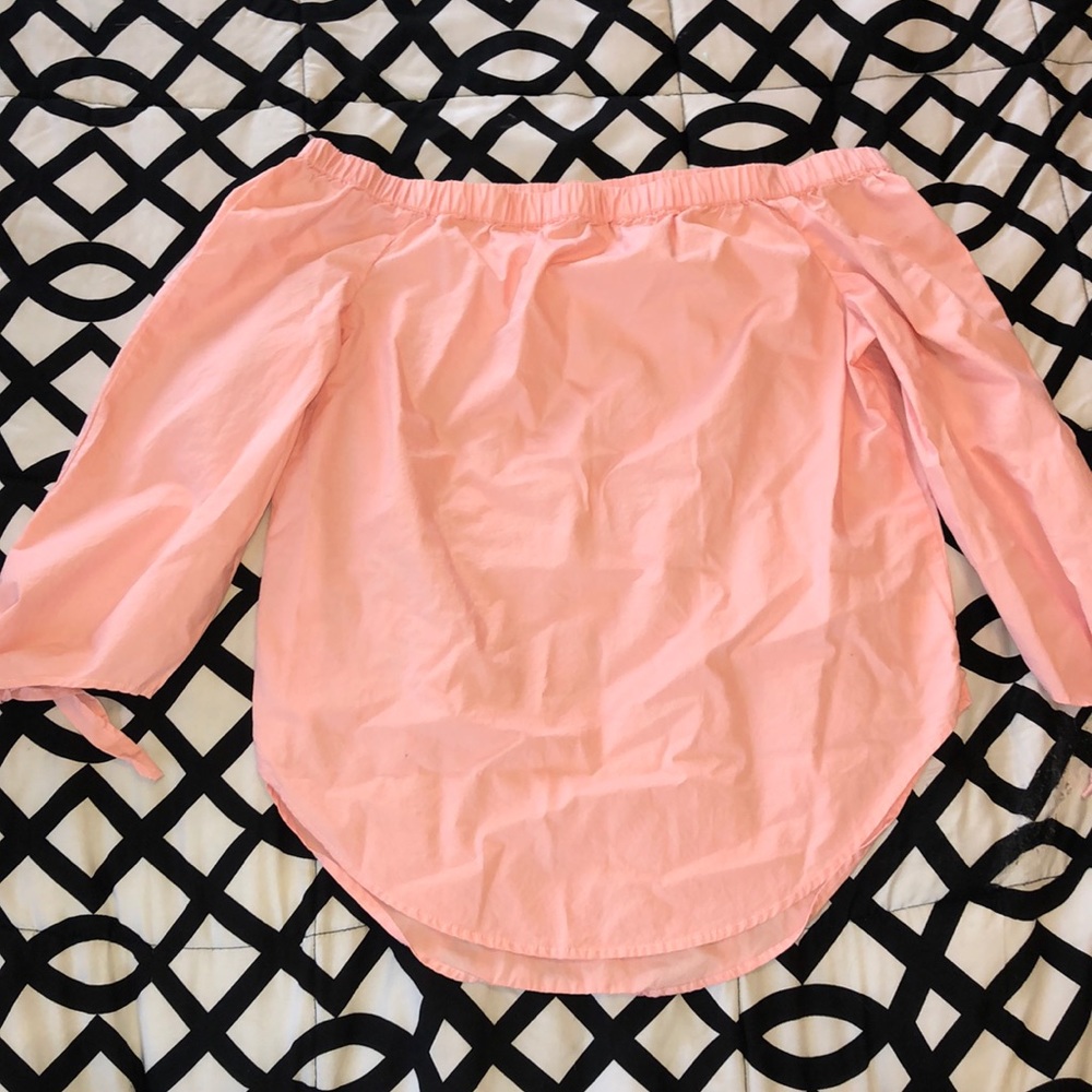 Pink off the shoulders tie sleeves shirt size M